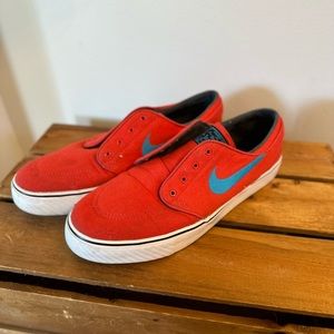 Nike Janoski size 11 Red